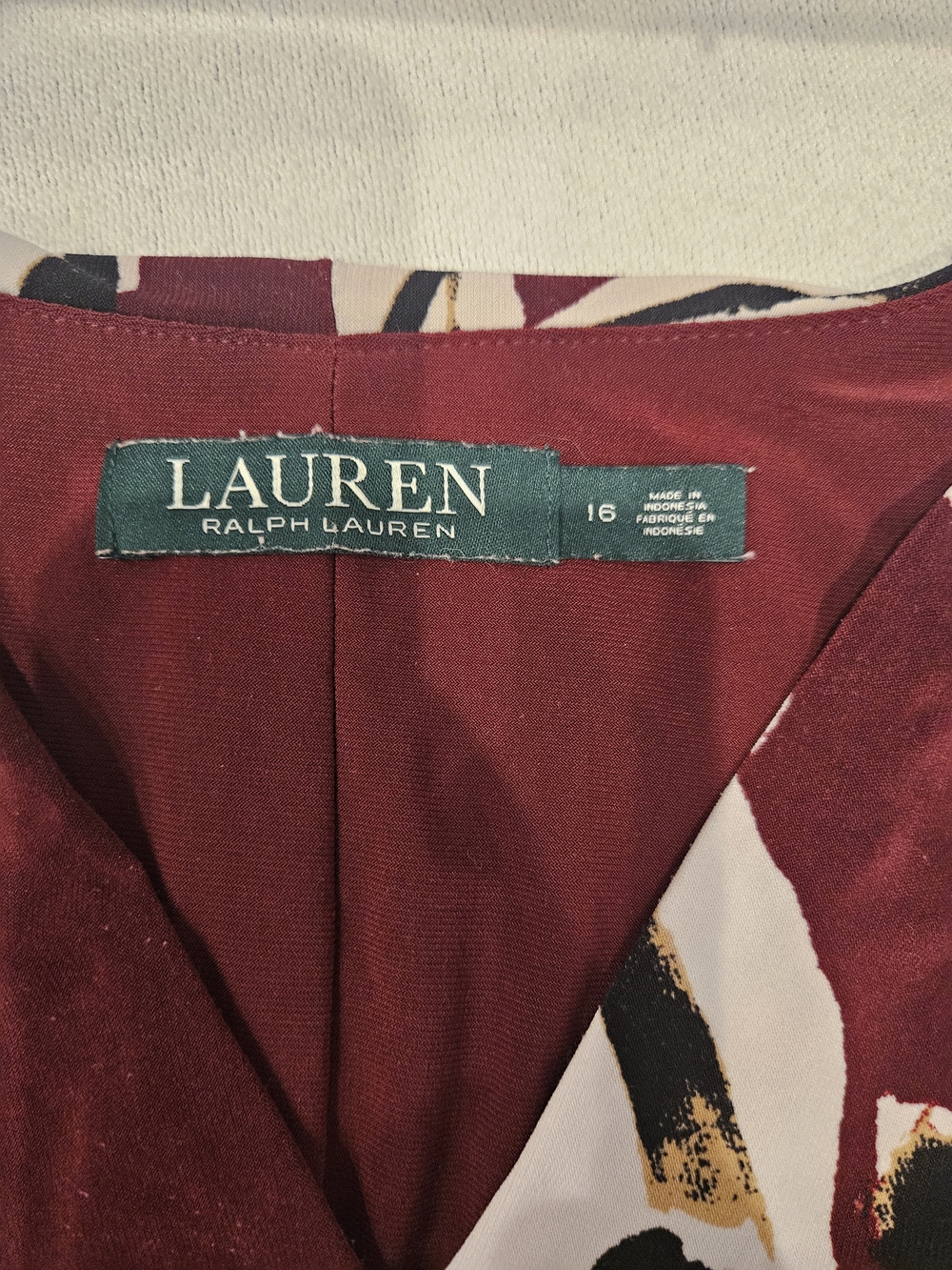 Lauren Ralph Lauren Burgundy Roughed Sheath Dress Faux Wrap V-Neck SZ 16 Stretch - Picture 3 of 6